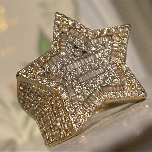 VS1 DIAMOND RING - Picture 1 of 3